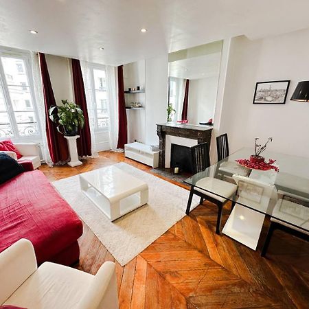 Apartment Colisee Paris Bagian luar foto